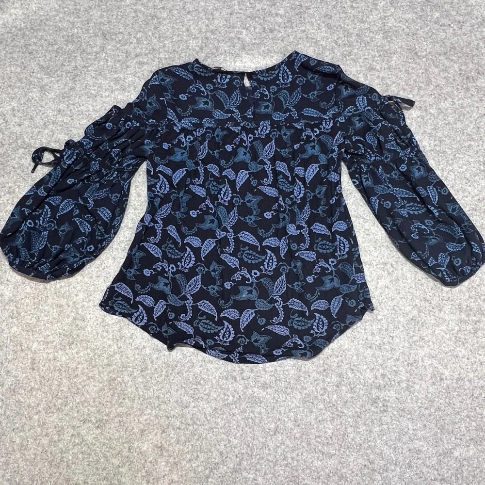 LOFT lightweight blouse